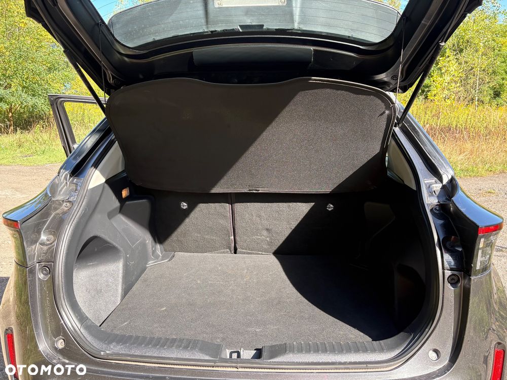 Toyota Yaris Cross - 8