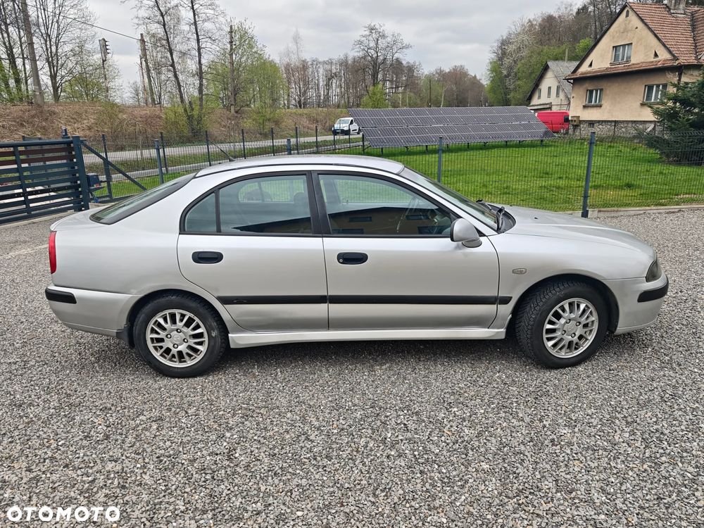 Mitsubishi Carisma 1.6 Classic - 3