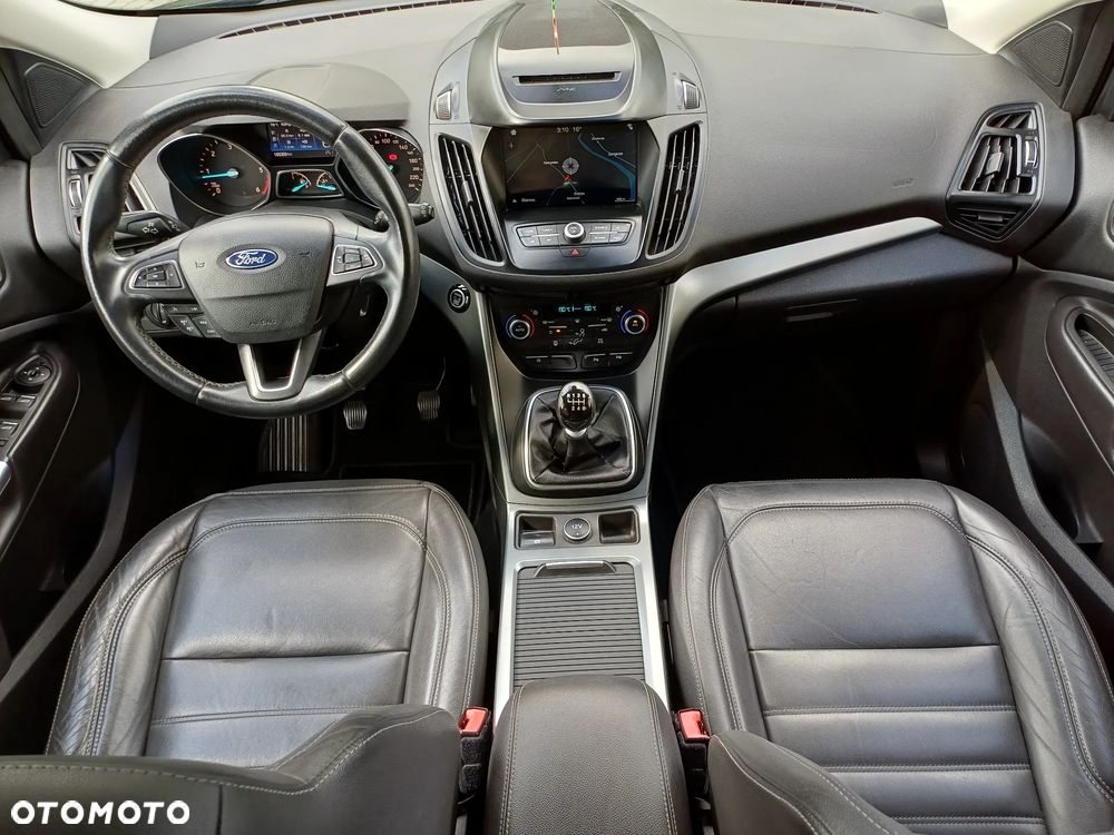 Ford Kuga 2.0 TDCi AWD Titanium - 28