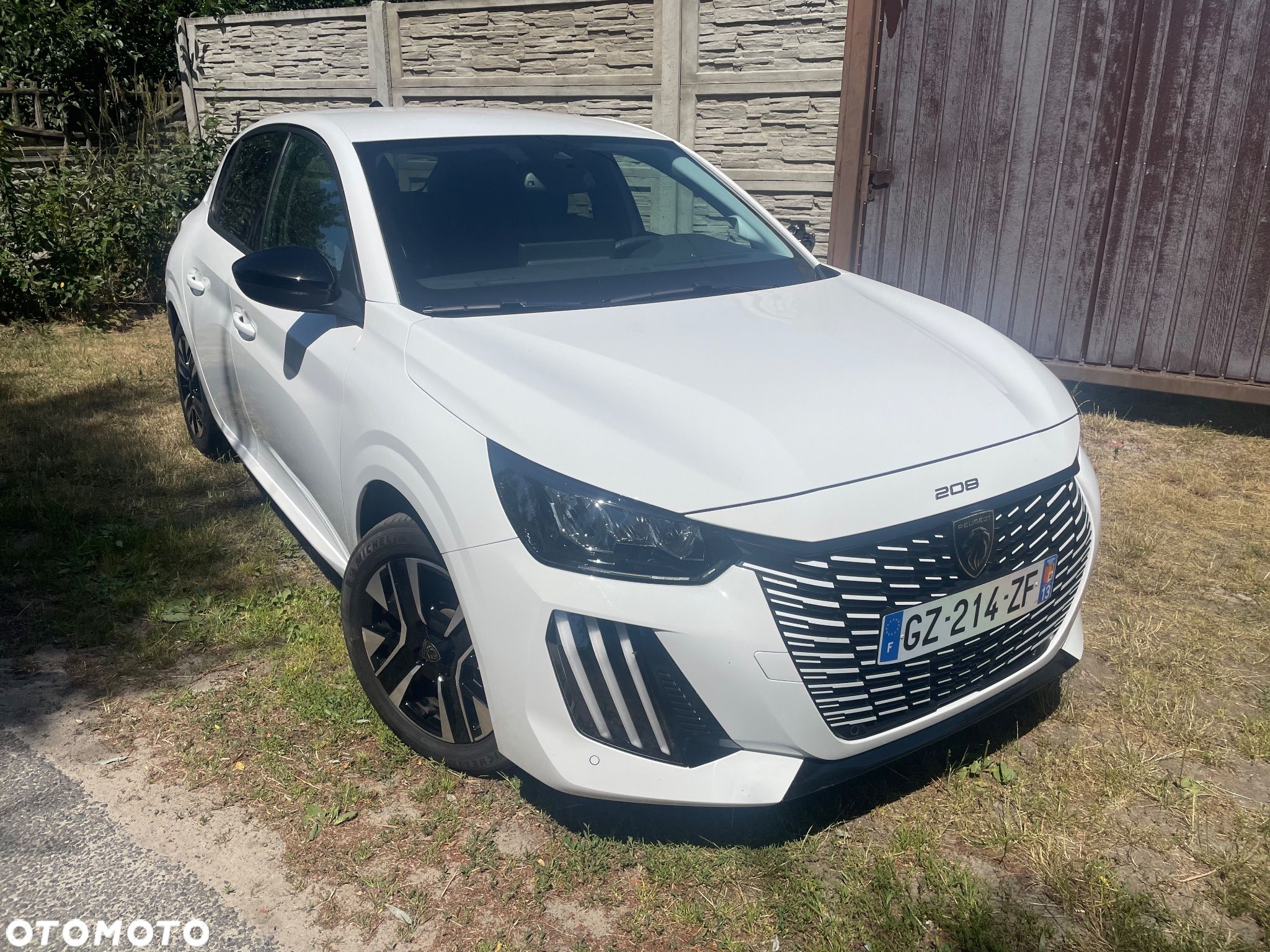 Peugeot 208 PureTech 100 EAT8 Active Pack - 1