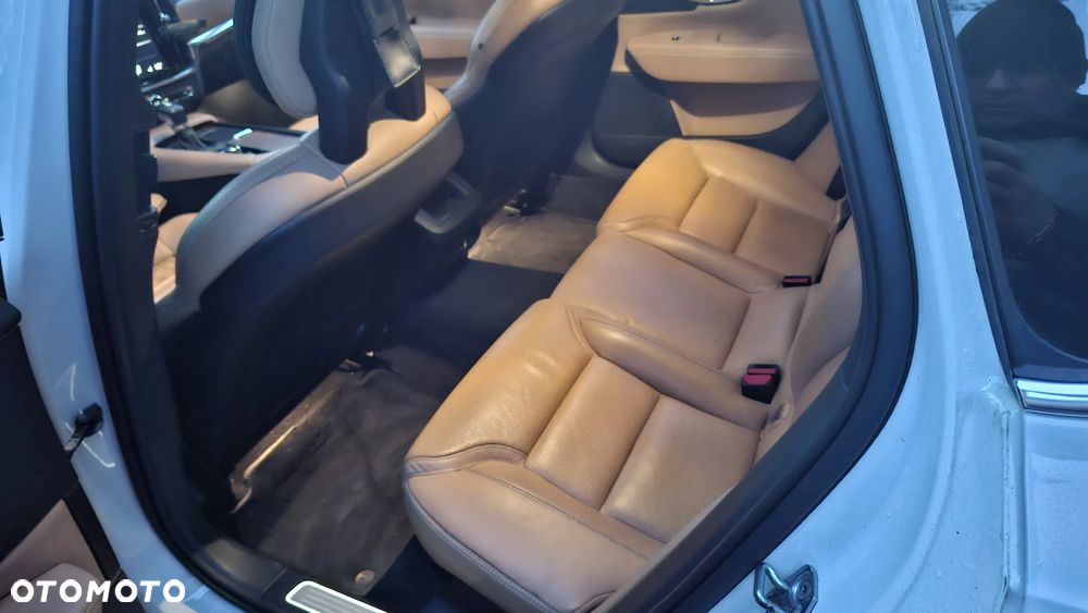 Volvo S90 D5 AWD Momentum - 7