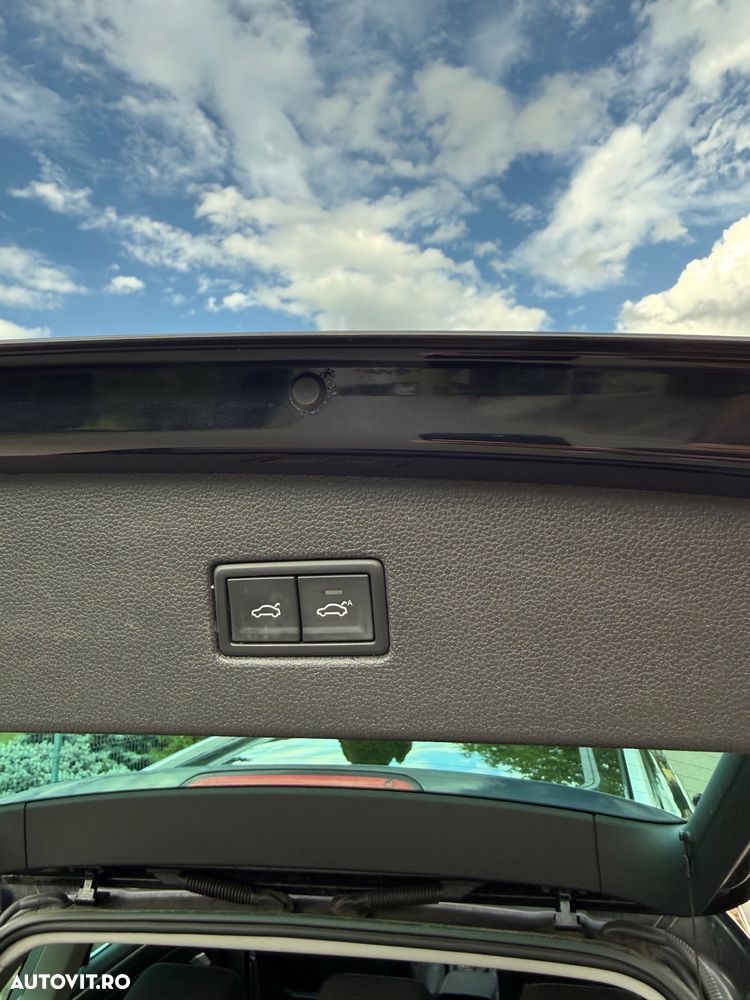 Volkswagen Tiguan - 13