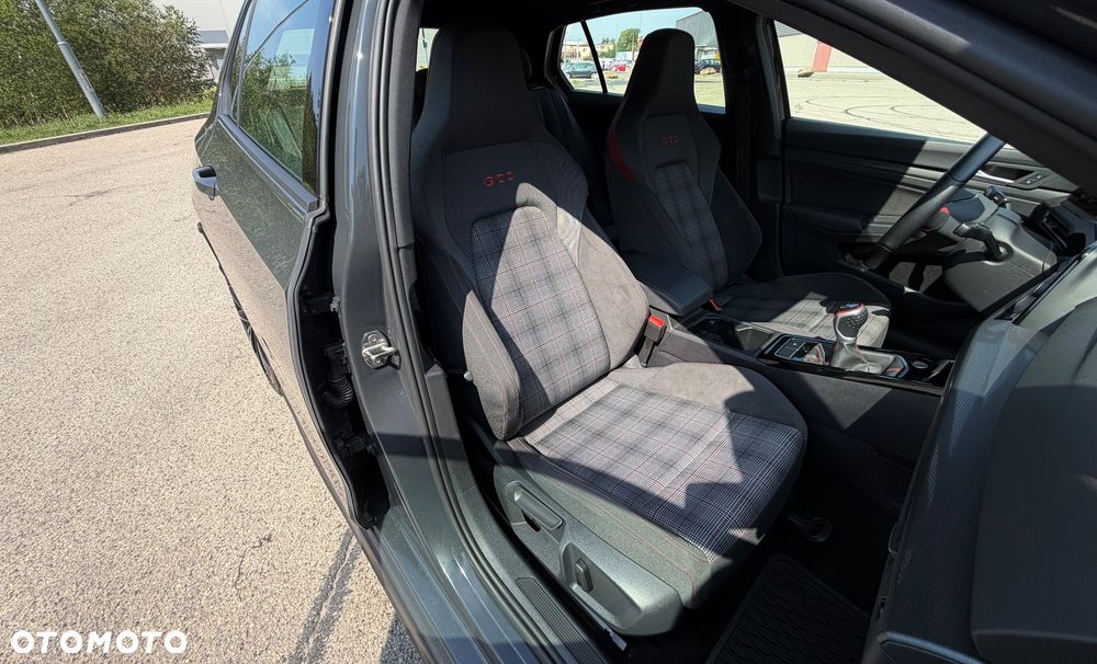 Volkswagen Golf 2.0 TSI OPF GTI - 21
