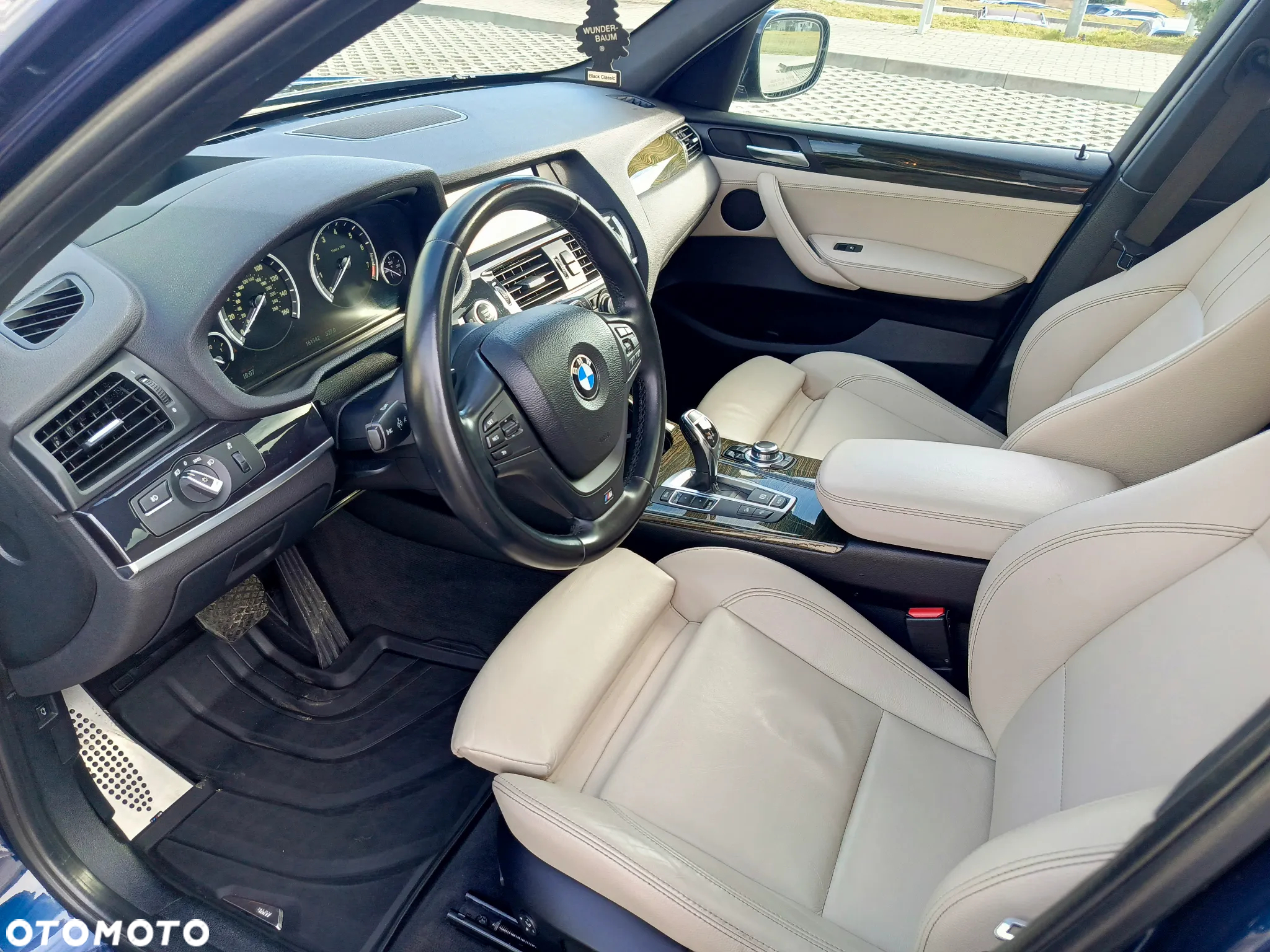 BMW X3 35i xDrive - 23
