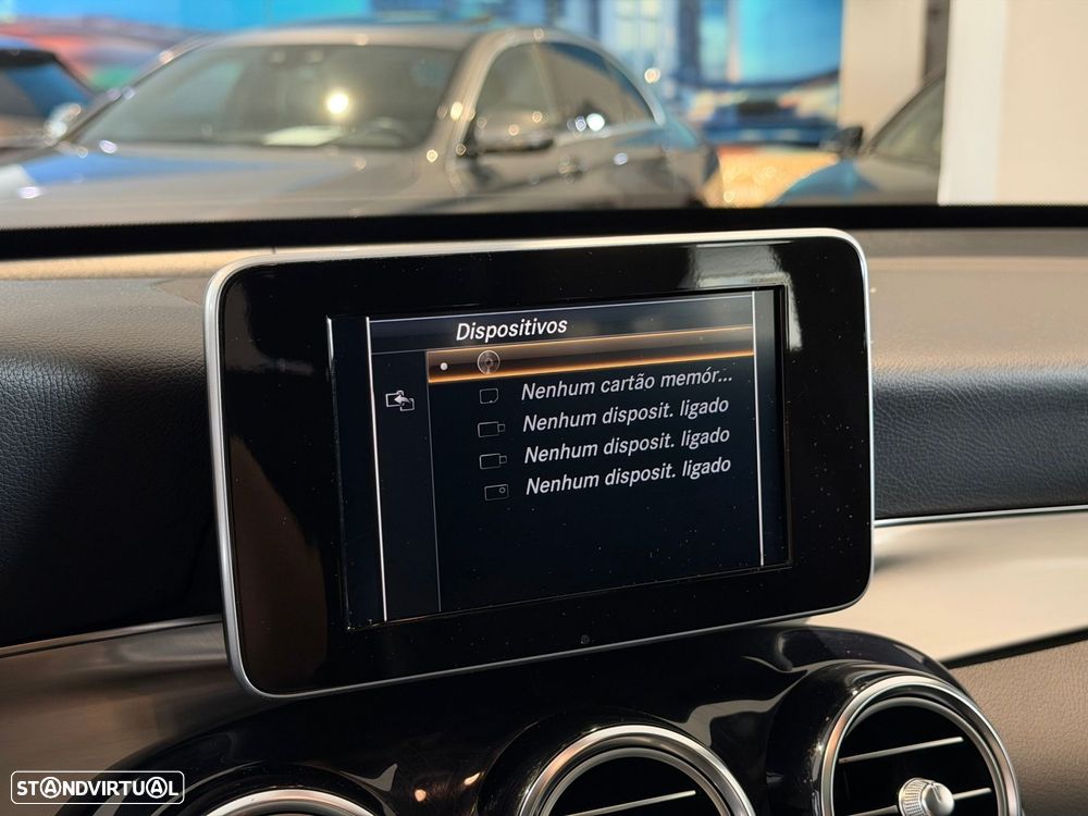 Mercedes-Benz GLC 220 d 4Matic 9G-TRONIC AMG Line - 20