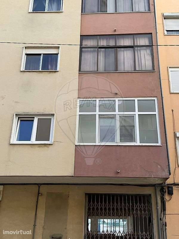 Apartamento T2 para arrendamento - Grande imagem: 2/27