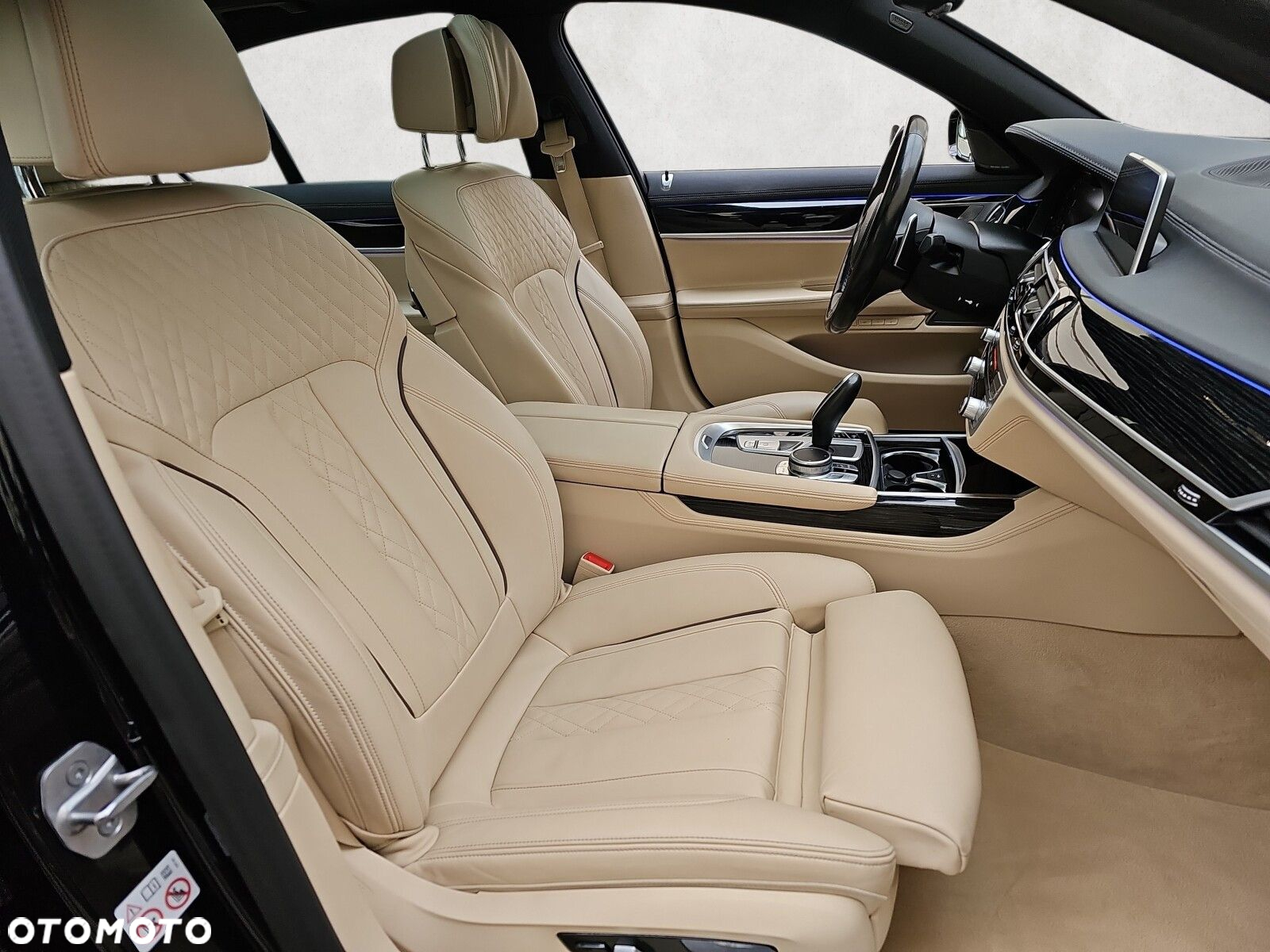 BMW Seria 7 - 19