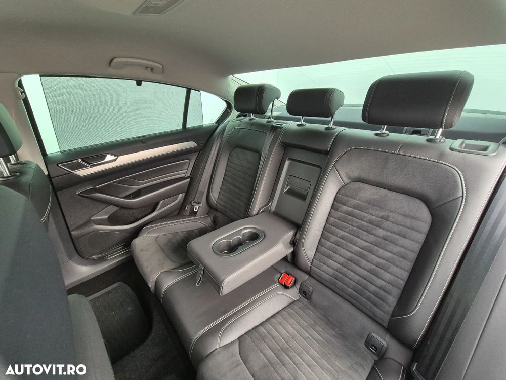 Volkswagen Passat 2.0 TDI DSG 4Mot Highline - 12
