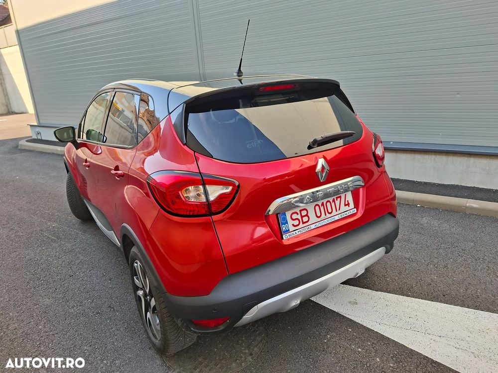 Renault Captur TCe 120 EDC Helly Hansen - 14