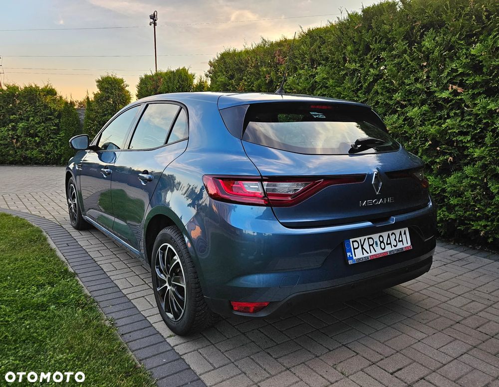 Renault Megane ENERGY TCe 100 EXPERIENCE - 10