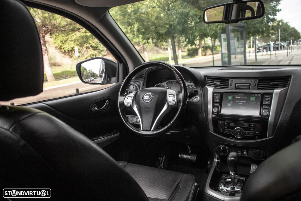 Nissan Navara 2.3 dCi CD 4WD Tekna Auto - 34