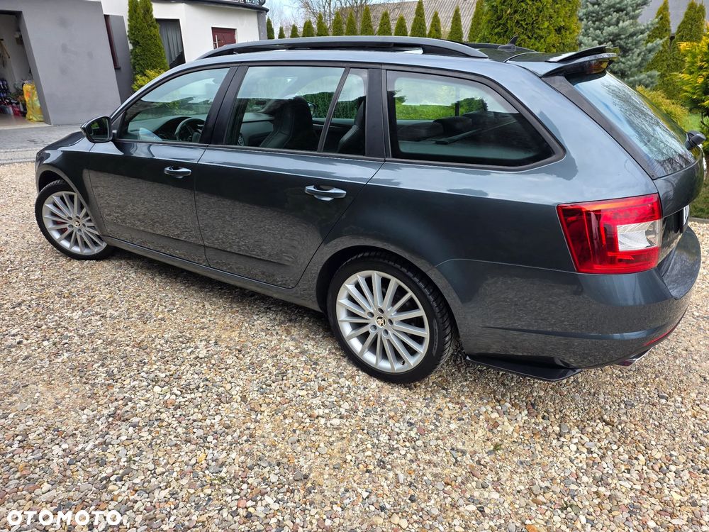 Skoda Octavia 2.0 TDI (Green tec) DSG RS - 17