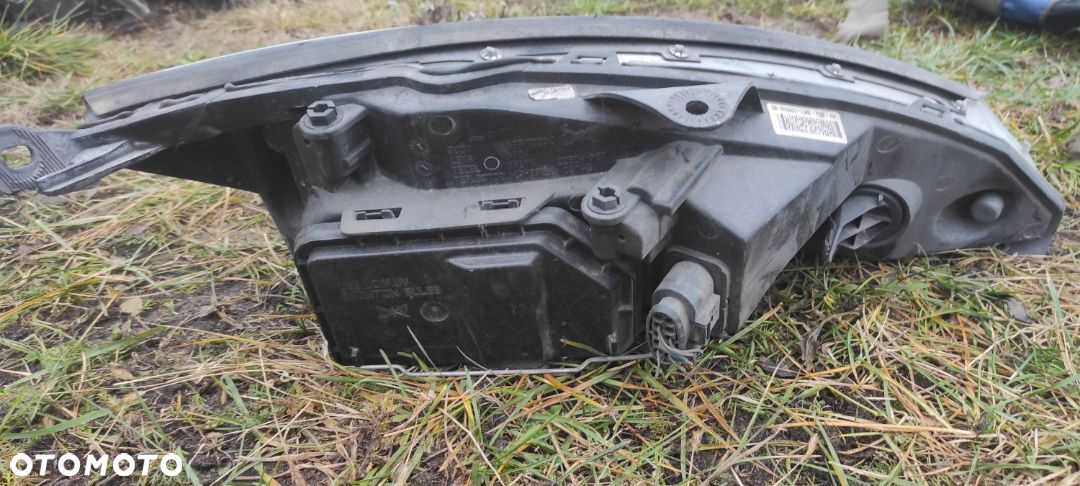 Lampa lewa kompletna Ford Focus MK 1 europa !! - 3