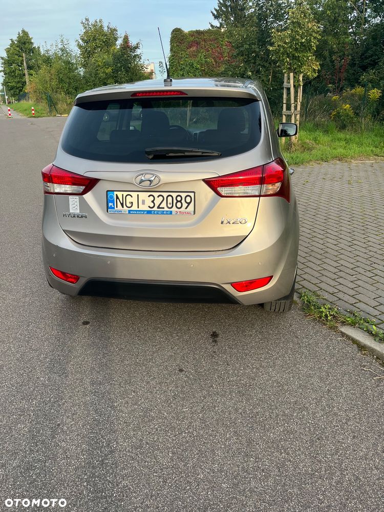 Hyundai ix20 1.6 Classic + - 6