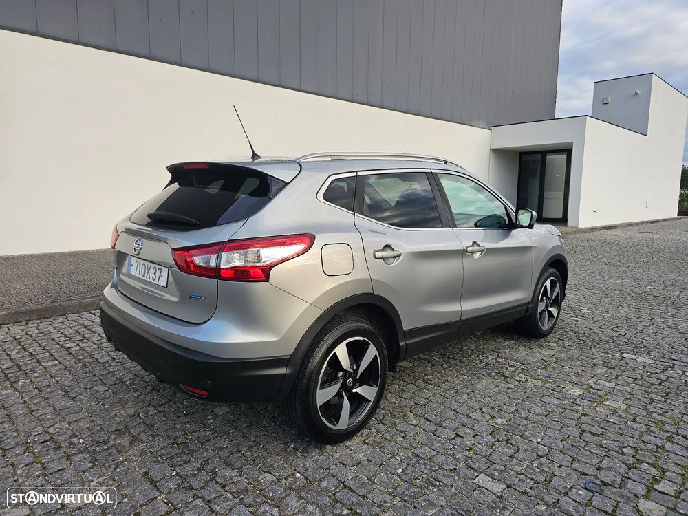 Nissan Qashqai 1.5 dCi N-Connecta 18 - 5