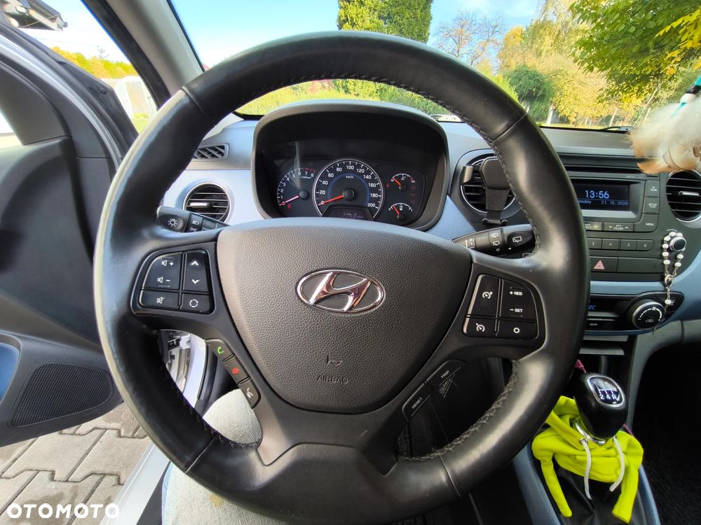 Hyundai i10 - 10