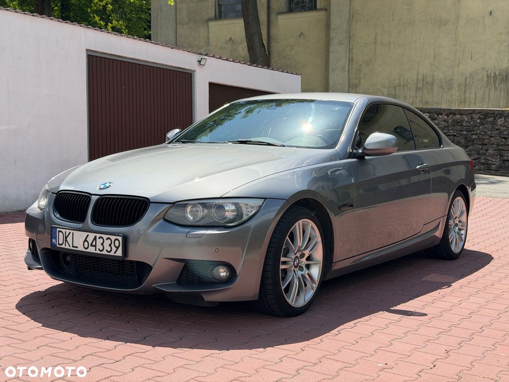BMW Seria 3 330d xDrive - 12