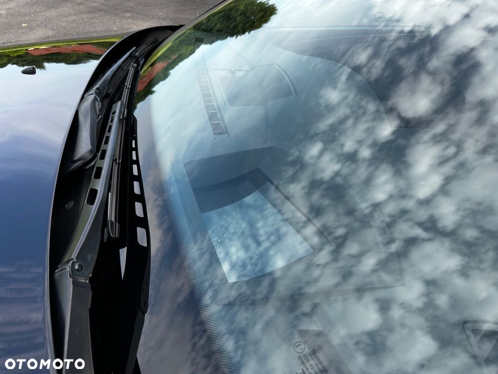 BMW Seria 5 525d Touring Edition Exclusive - 33