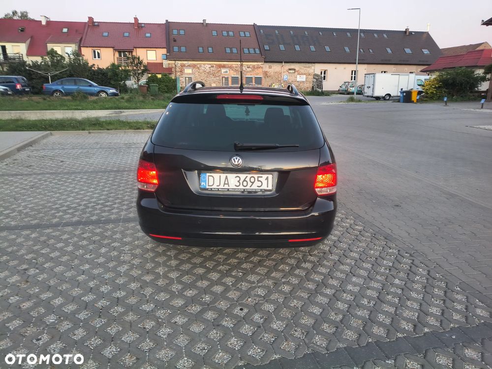 Volkswagen Golf 2.0 TDI DPF Comfortline - 5