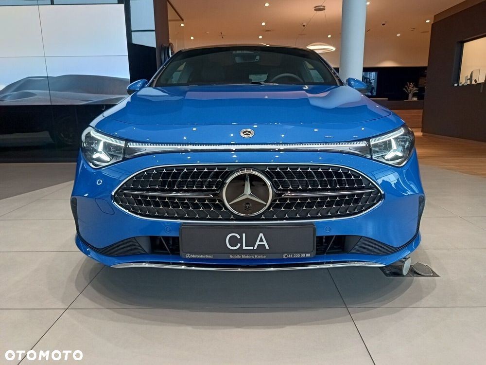 Mercedes-Benz CLA - 2