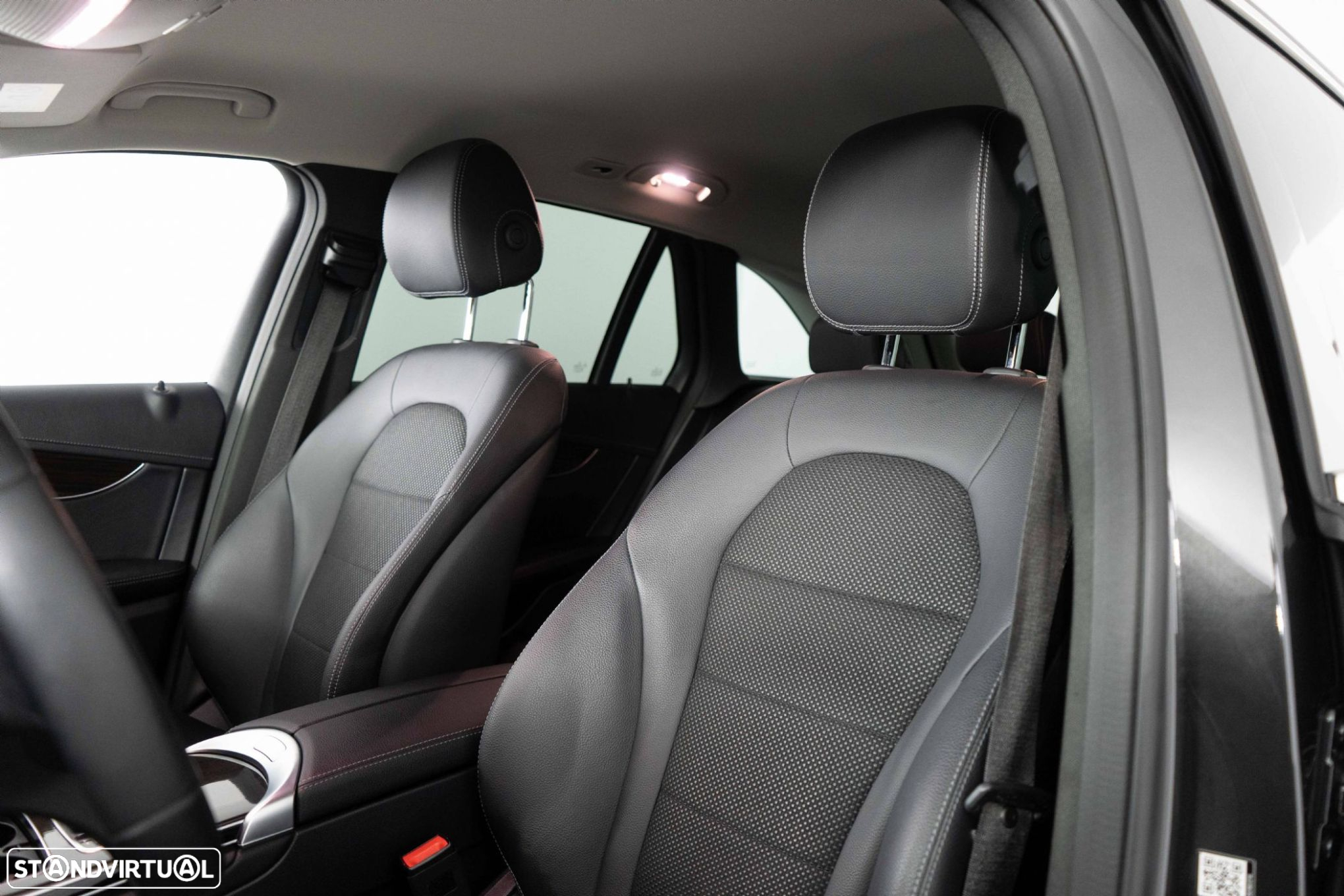 Mercedes-Benz GLC 300 e 4Matic - 8