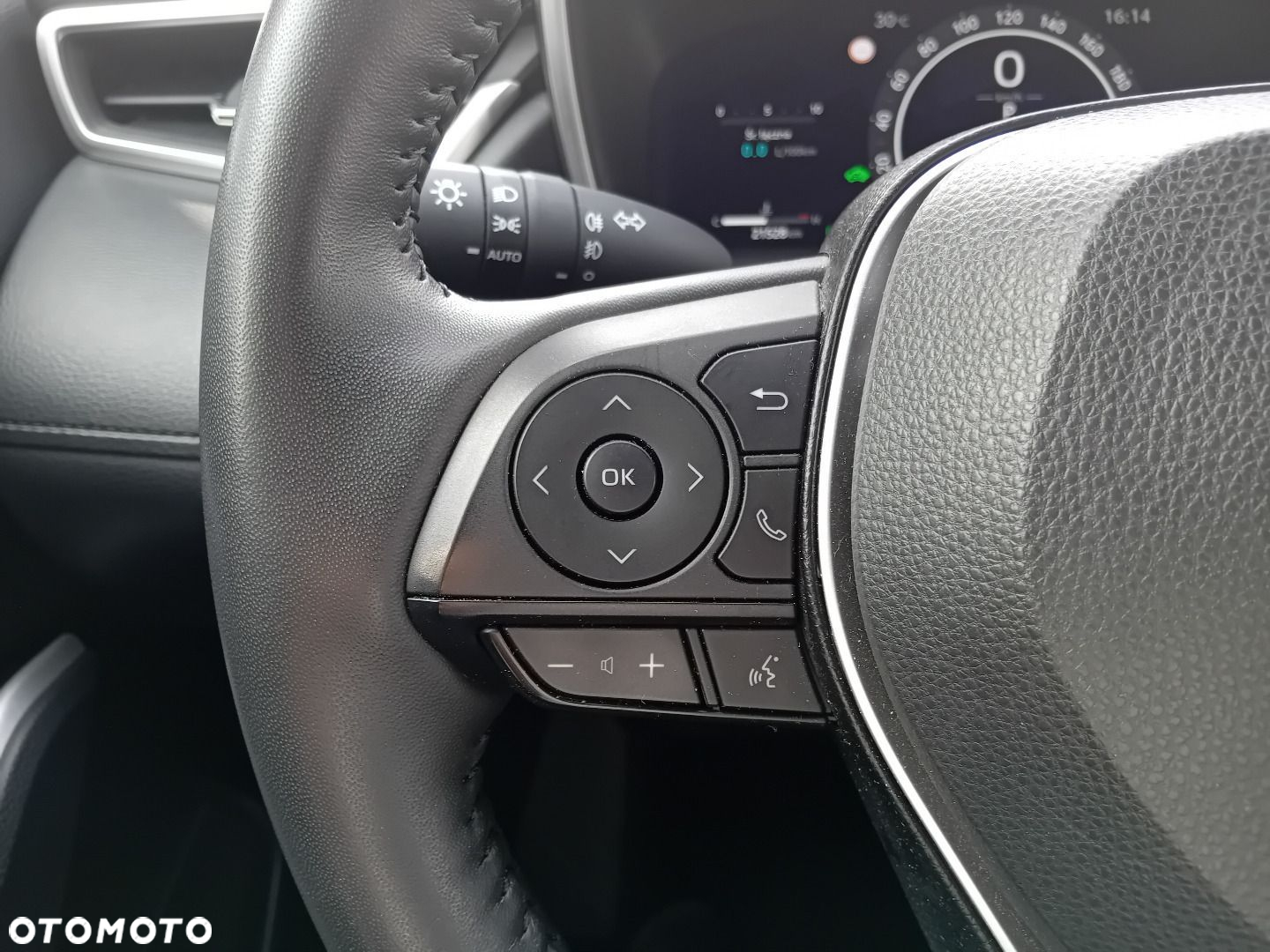 Toyota Corolla Cross - 15