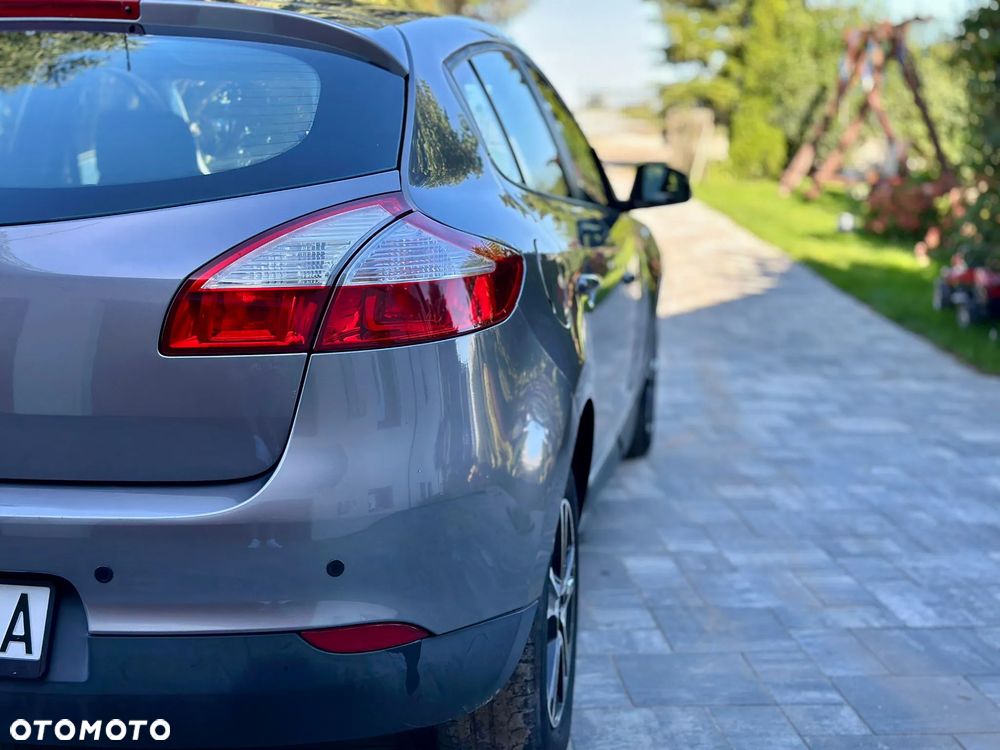 Renault Megane 1.6 16V 110 Expression - 12