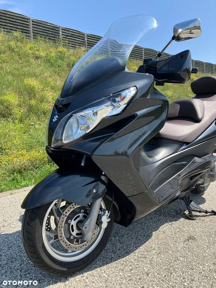 Suzuki Burgman - 1