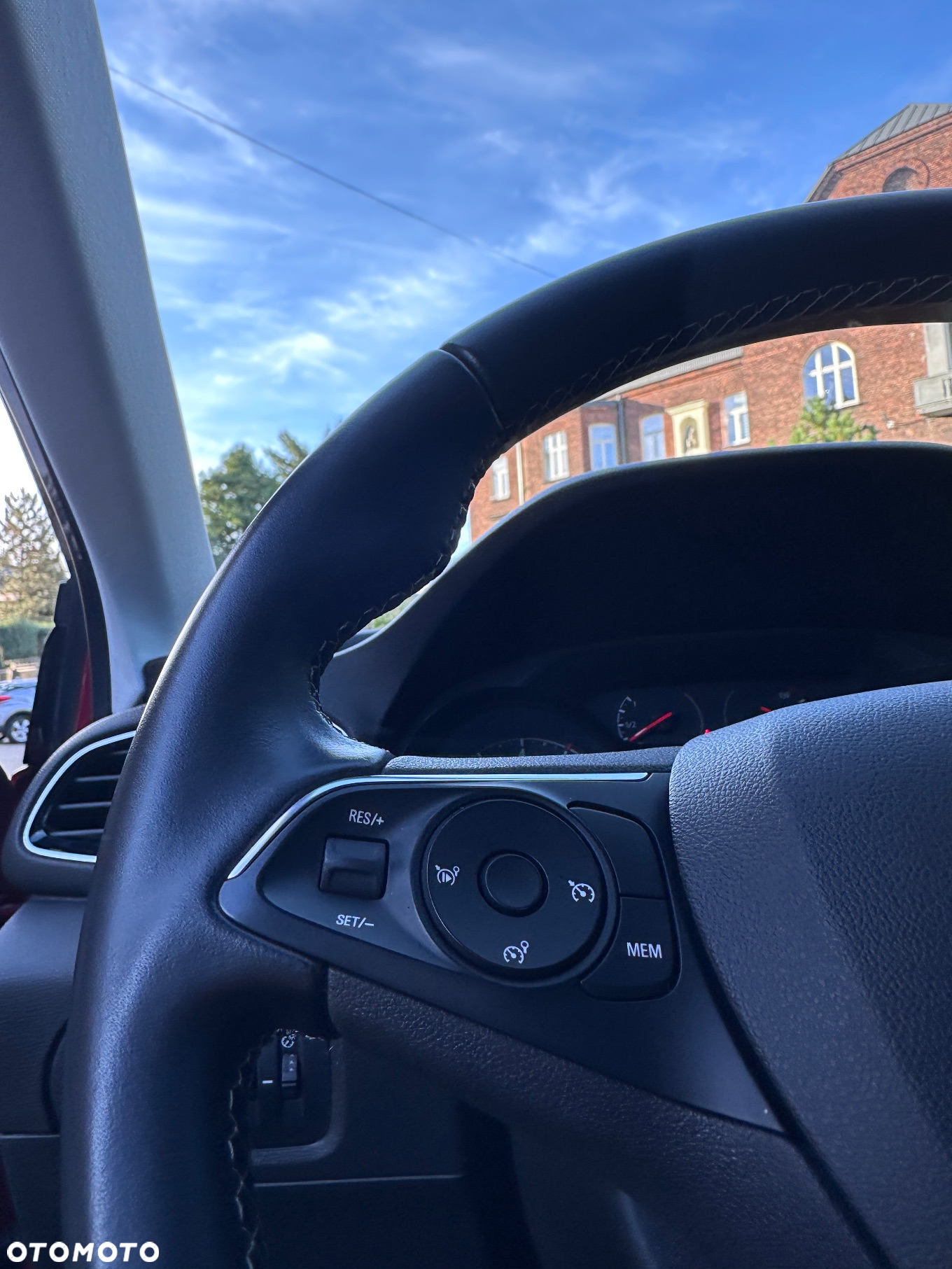 Opel Grandland X - 12