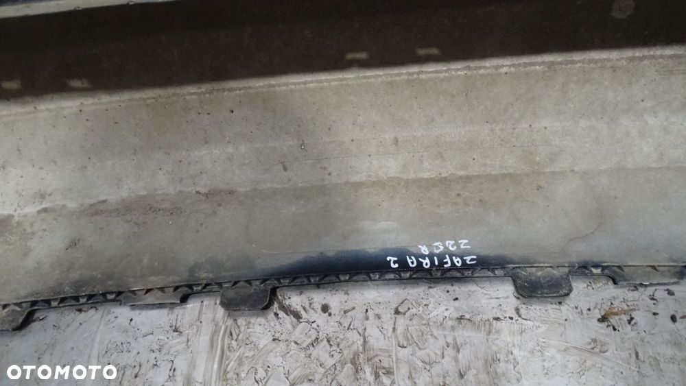 ZDERZAK TYŁ OPEL ZAFIRA B Z20R - 11