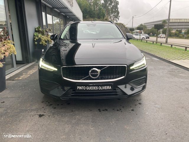 Volvo V60 B3 B DKG Core - 2