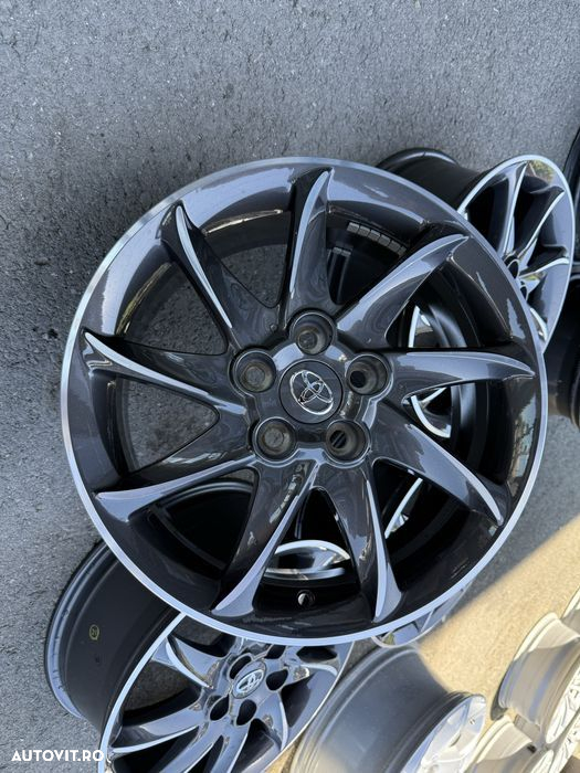 Jante 17'' Toyota 5x114 3 Toyota 5x114 3 - 3