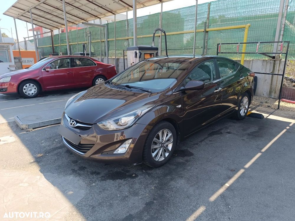 Hyundai Elantra 1.6 MPi Aut. Exclusive - 5