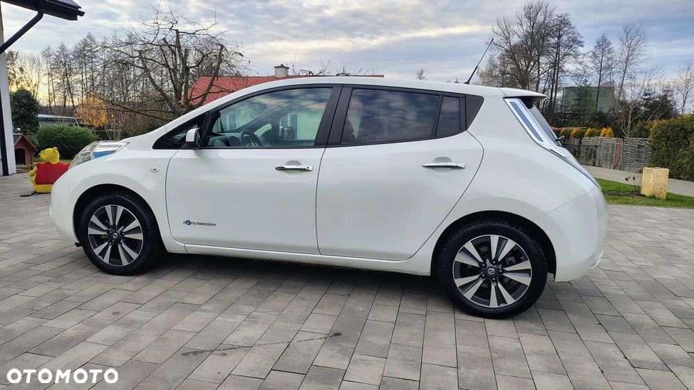 Nissan Leaf 30 kWh (mit Batterie) Tekna - 12