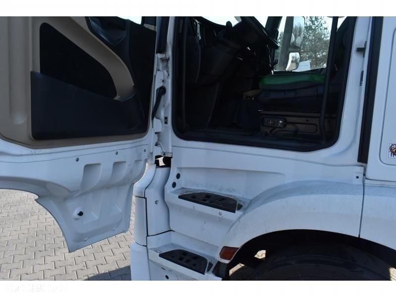 Mercedes-Benz Actros - 16