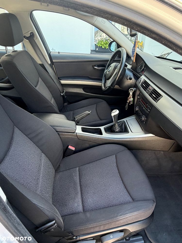 BMW Seria 3 330xd - 12