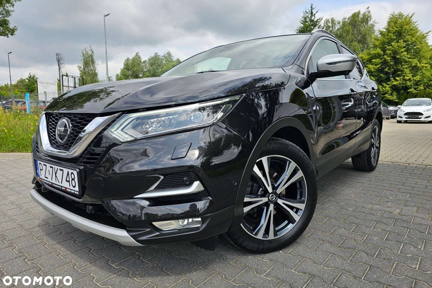 Nissan Qashqai - 4