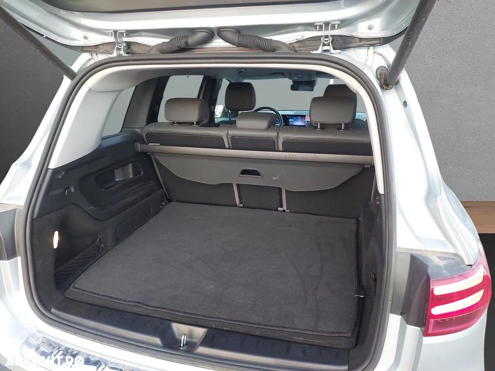 Mercedes-Benz EQB - 16