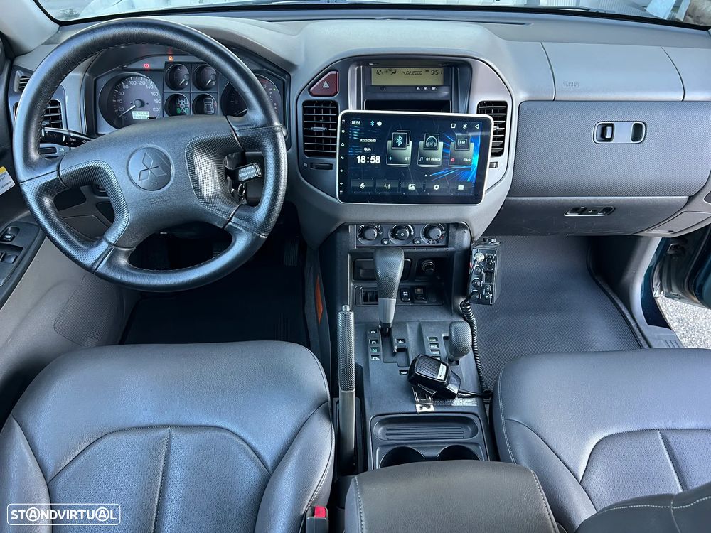 Mitsubishi Pajero 3.2 DI-D GLS ABS+TA+EC - 10