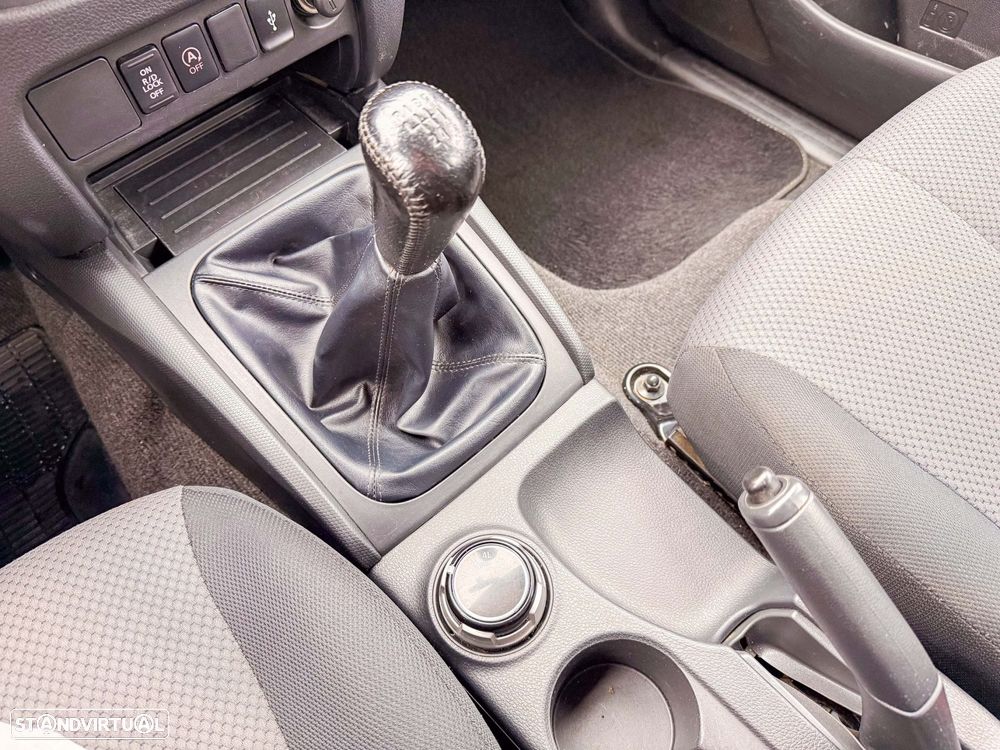 Mitsubishi L200 2.3 DI-D CD Invite 4WD - 20