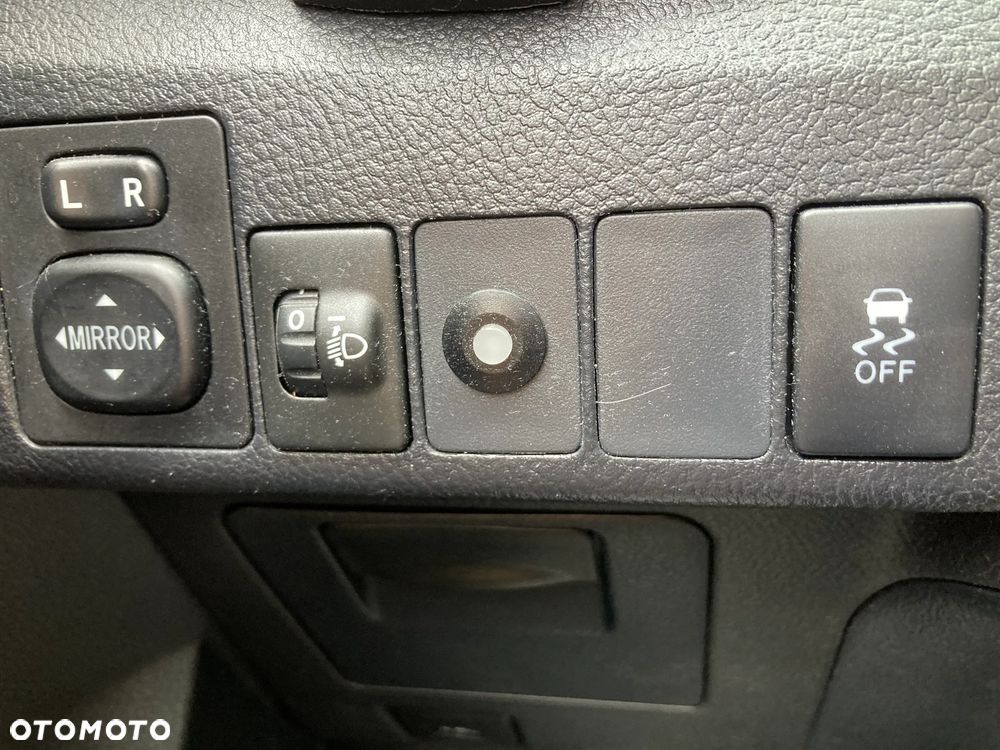 Toyota Auris 1.6 Dynamic MS - 9