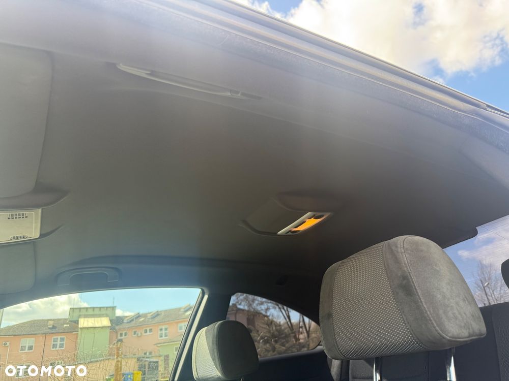 BMW Seria 3 320d DPF - 12