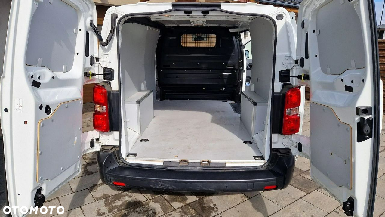 Opel Vivaro - 14