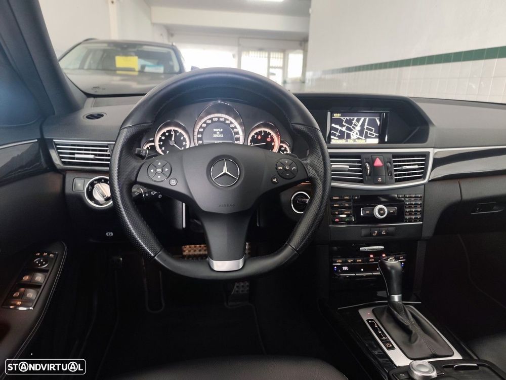 Mercedes-Benz E 250 BlueTEC Avantgarde Auto. - 12