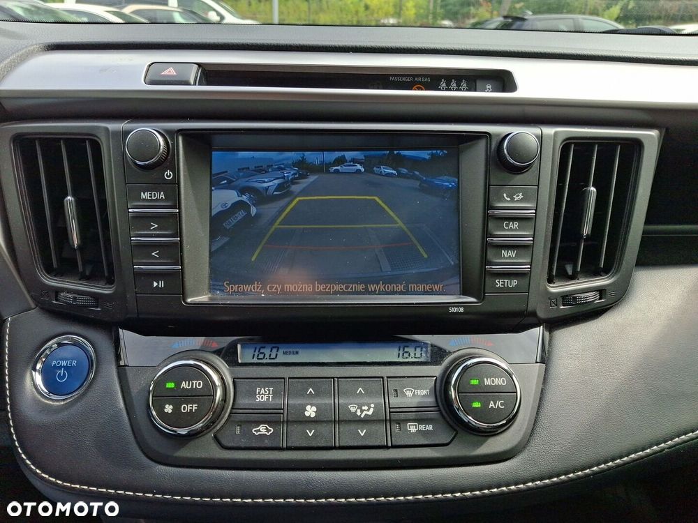 Toyota RAV4 Hybrid Premium 4x4 - 9