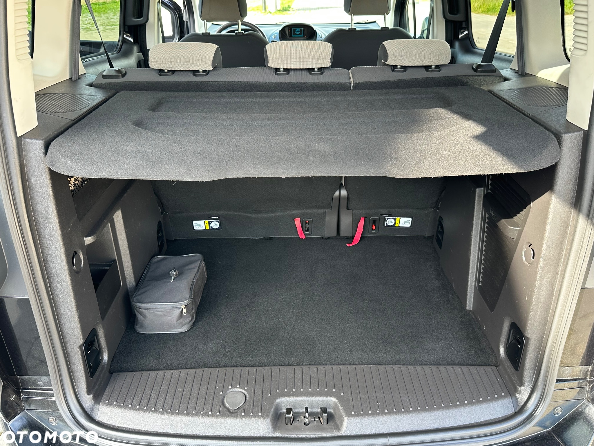 Ford Tourneo Courier 1.0 EcoBoost Titanium - 40