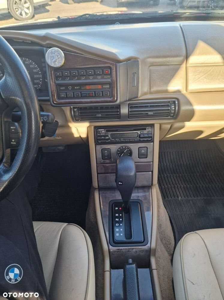 Rover 827 - 15