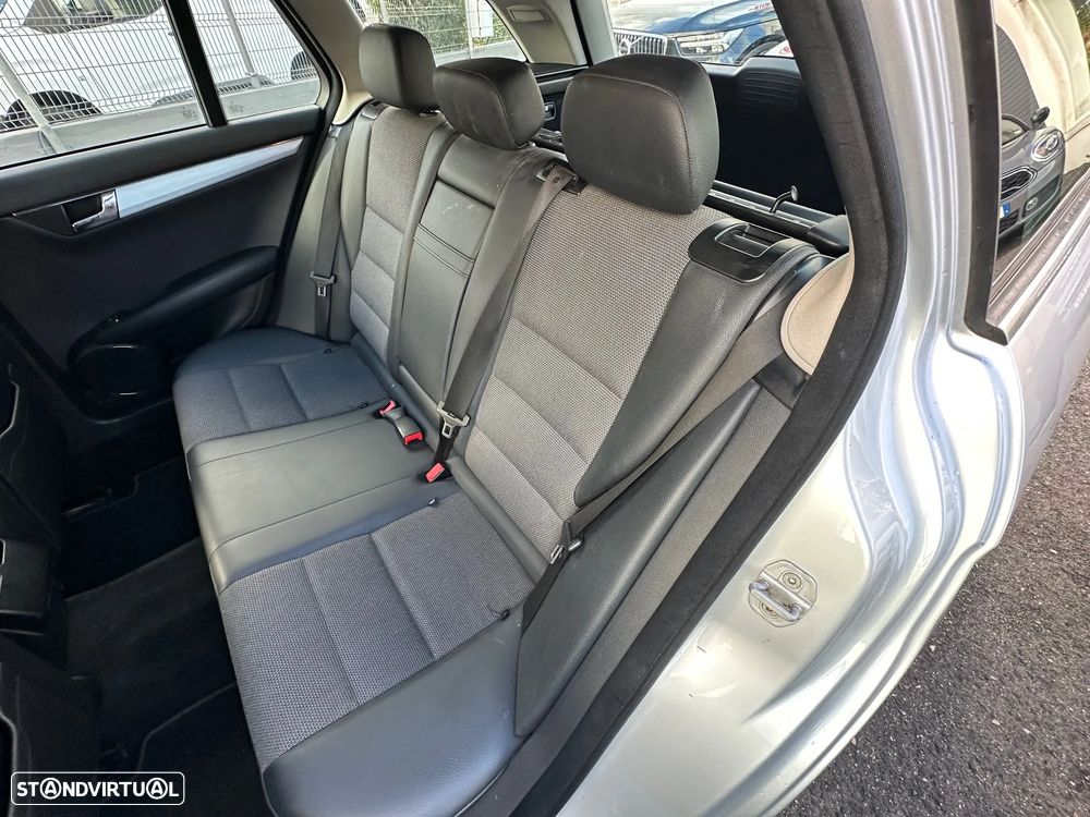 Mercedes-Benz C 220 CDi Avantgarde BlueEfficiency - 17