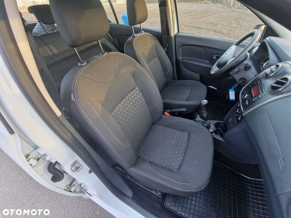 Dacia Sandero 1.2 16V 75 Essentiel - 12