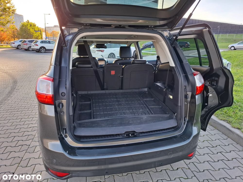Ford Grand C-MAX Gr 2.0 TDCi Titanium ASS - 19